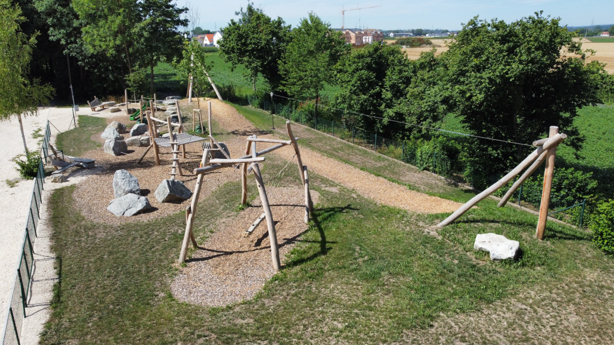 Spielplatz Sportplatz Dellmensingen