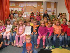 Monatliche Vorlesestunden Monatliche Vorlesestunden